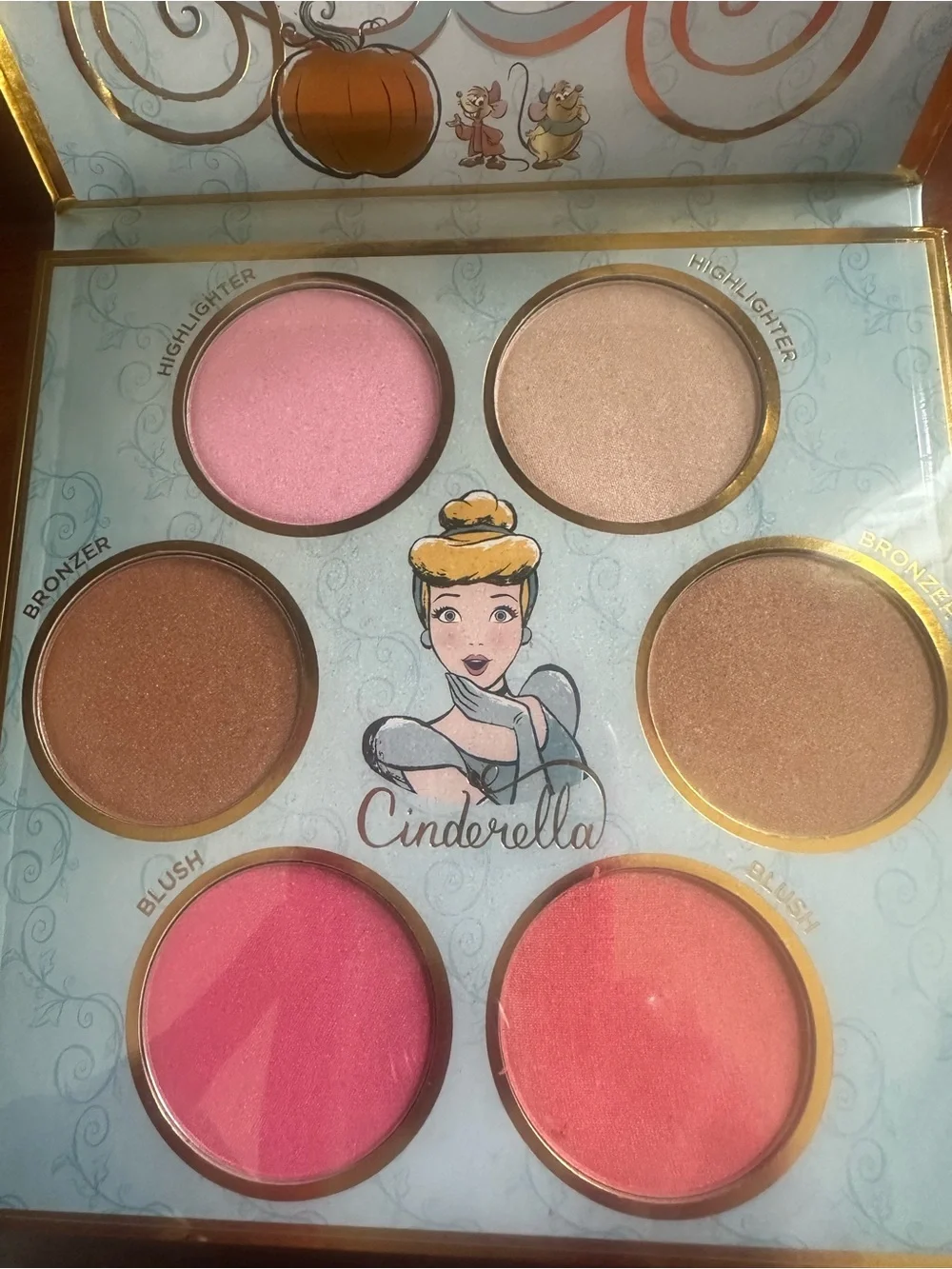Disney Princess Cinderella Complexion Palette Highlighter Bronzer Blush